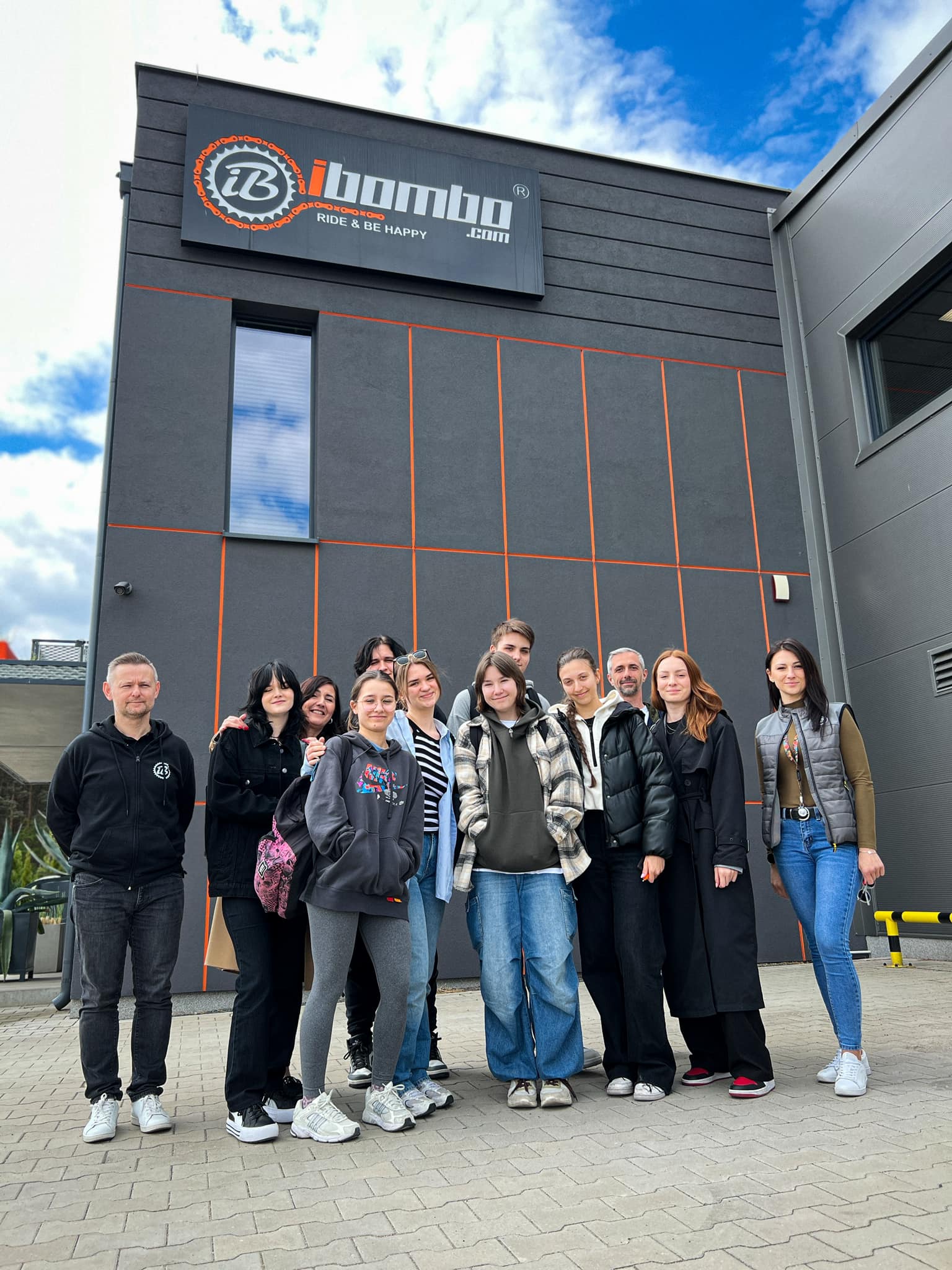 Cooperation with the Center for the Support of Crafts, Dual and